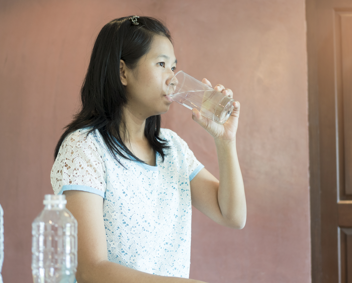 minum kopi menyusui, kafein dalam ASI, aman kopi untuk ibu menyusui, bayi sensitif kafein, Bunda, si Kecil